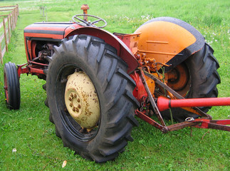 Obraz premium old tractor