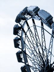 theme park ferris wheel