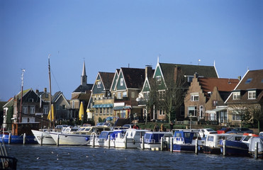 boats in port - obrazy, fototapety, plakaty