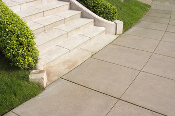 steps to sidewalk