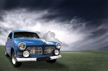 Foto op Aluminium blauwe oude auto © ikostudio