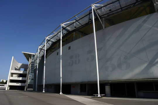 stade 03