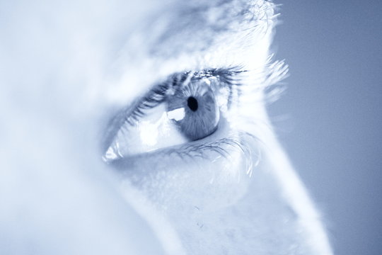 regard bleu