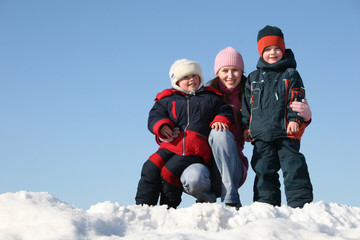 Fototapeta na wymiar mother with children. winter