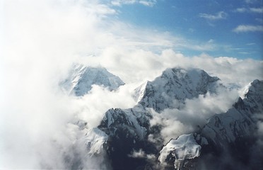 Fototapeta na wymiar tan-shan mountains
