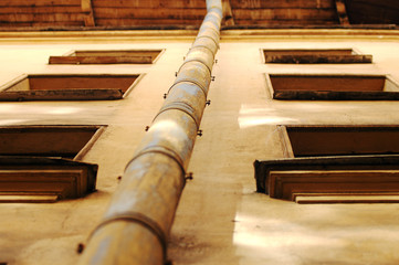 pipe on the wall