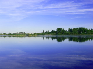 Fototapeta na wymiar blue lake