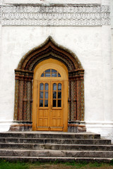 savvino-storozhevsky monastery. zvenigorod. door.