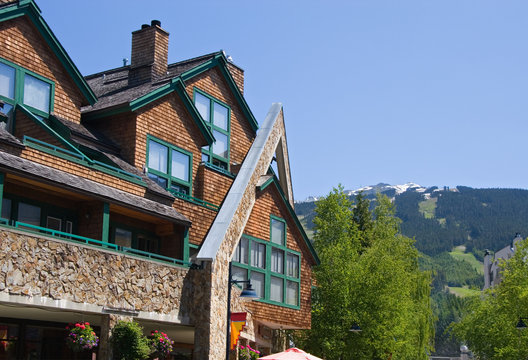 architecture of whistler
