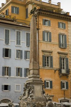 piazza della rotonda obelisk, Rome, Italy