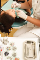 Obraz na płótnie Canvas patient at the dentist