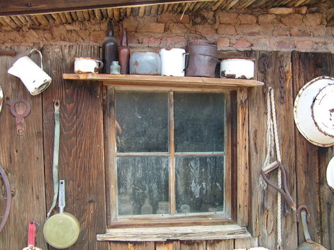 shack window