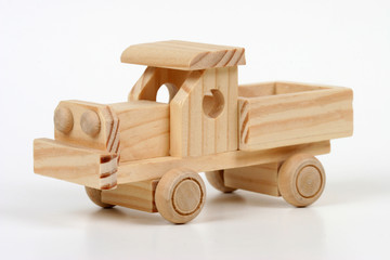 camion en bois 4