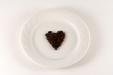 herz aus kaffeebohnen