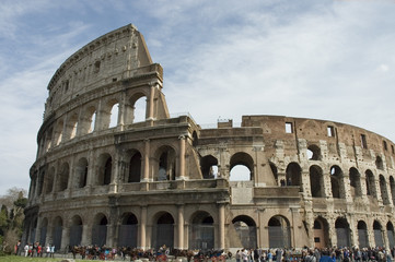 Obraz premium crowd in colosseum, Rome, Italy