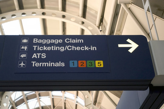 airport signs