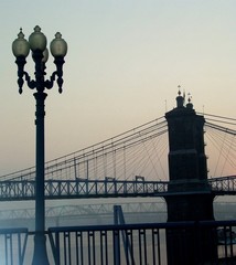 Fototapeta premium cincinnati bridge light
