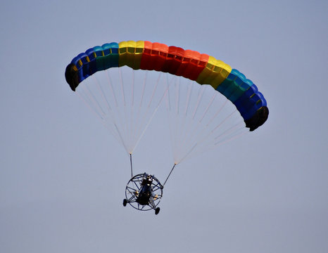 paraplane in flight
