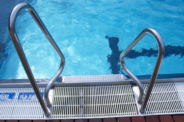 swimming-pool