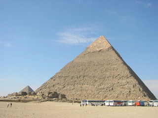 Fototapeta na wymiar gizeh pyramide