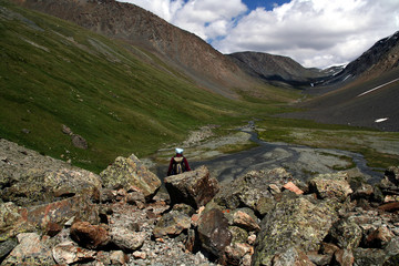 Fototapeta na wymiar hiking in the altai mountains