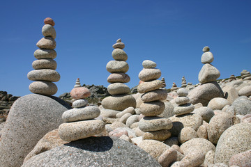 Fototapeta na wymiar stacked stones landscape