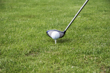 abschlag beim golf 04