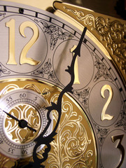 time on a grandfather clock