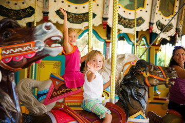 Obraz premium kids on a carousel