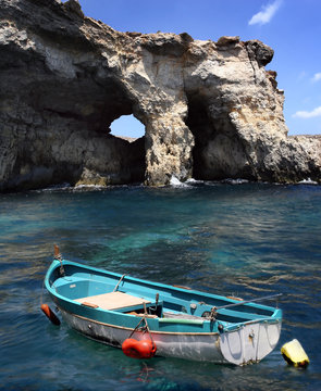 gozo cliff face