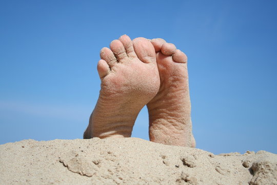 feets up 2