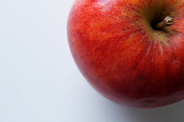 red apple
