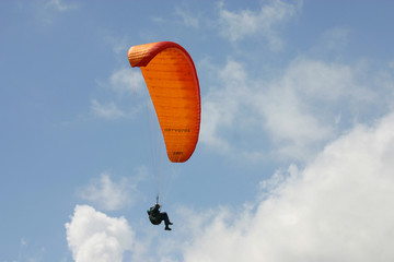 paraglider am himmel