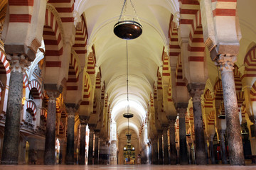 arches in mezquita in cordoba