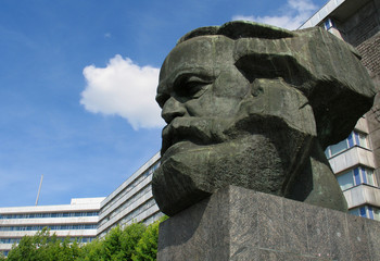 karl marx statue chemnitz germany
