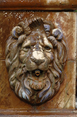 lion wall statue
