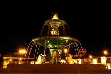 fontaine de la place d arme de cusco