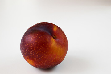 Fototapeta na wymiar red plum
