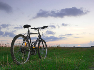 Fototapeta na wymiar Jazda na rowerze