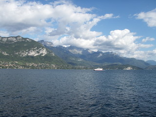 paysage lac montagne