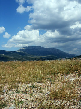 dinara mountain