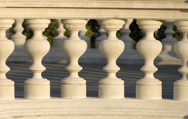 curving pillars 1
