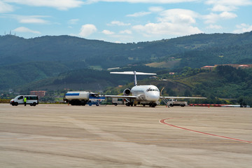 Fototapeta na wymiar refueling an airplane