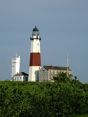 Fototapeta na wymiar lighthouse on hill