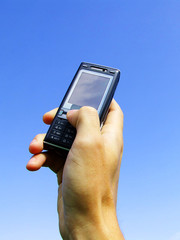 hand holding cellphone