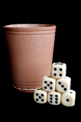 würfelbecher