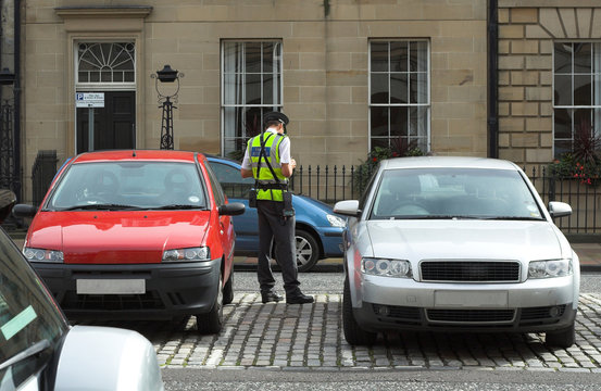 parking attendant, traffic warden, getting ticket