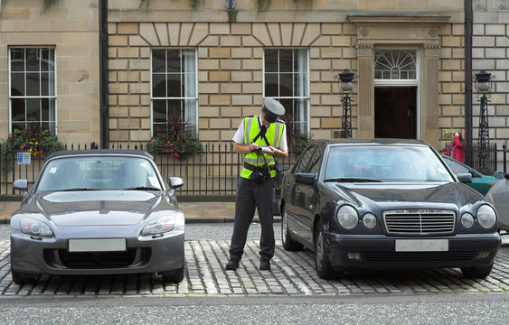 parking attendant, traffic warden, getting ticket