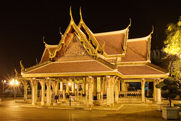 thailändischer tempel
