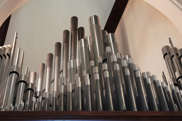 pipe organ pipes